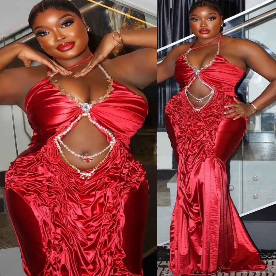 Dark Red Sheath Prom Dresses 2025 Halter Beaded Satin Stylish Evening Formal Party Second Birthday Engagement Gowns Plus Size Dress For Special Occasi