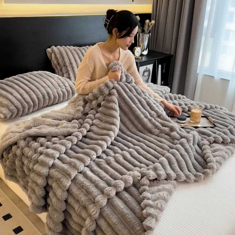 2025 Artificial Rabbit Plush Warm Blanket for Bed Soft Coral Fleece Sofa Throw Blanket Comfortable Thicken Bed Sheet C251111