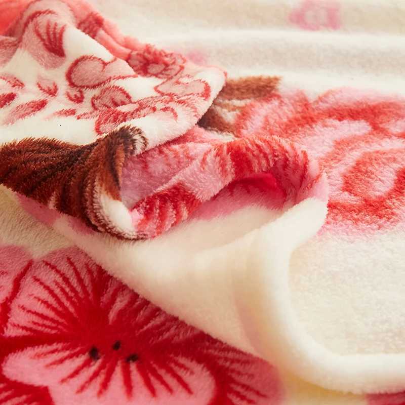 2025 New Thin Blanket for Summer Soft Coral Fleece Flannel Blanket for Beds Flower Printed Plaids for Bed Blanket C251111