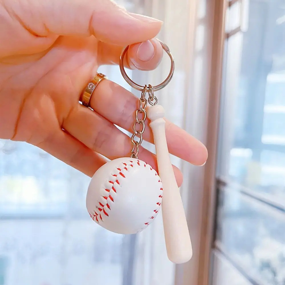 Personalized Acrylic Keychain Fashion Handmade Ornament Baseball Glove Keychain DIY Decoration Baseball Bat Keyring 251110