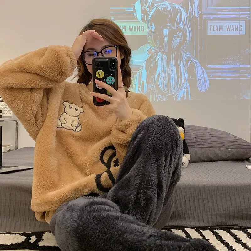 Thickened Warm Flannel Women Sleepwear Homewear for Winter Tops and Trousers Ladies Nightwear Loungewear Two-Piece Set Pajamas 251106