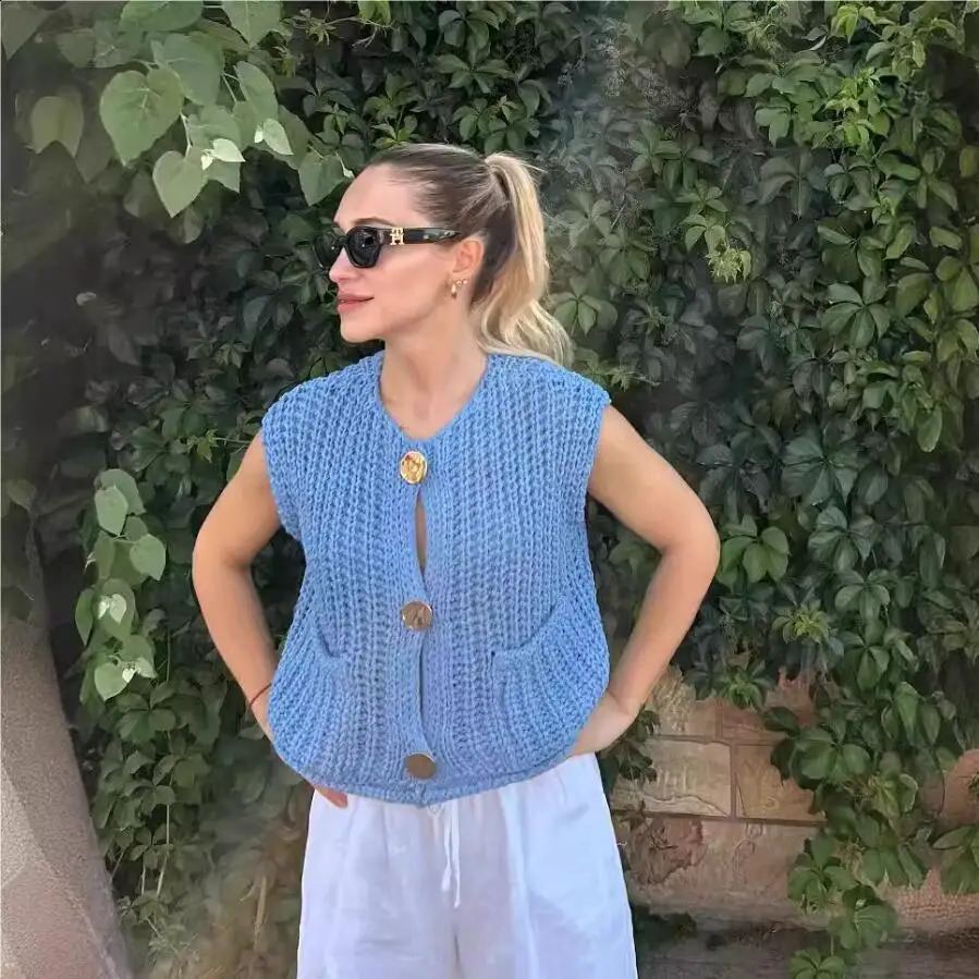 Korean fashion crop sweater womens vest solid loose casual cable knit top 250407