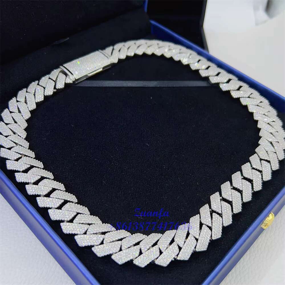 Pass Diamond Tester VVS Diamond Cuban Link Chain Luxury 15m18mm 20mm 4 Rows Hip Hop Jewelry Necklaces Moissanite Cuban Necklace