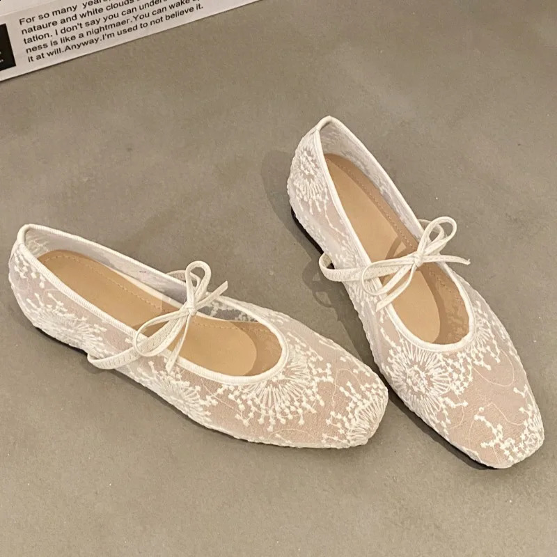 Spring Flat Shoes for Women Square Head Shallow Mouth Mesh Fabric Embroidery Butterfly Knot Soft Sole Single Shoes 250410