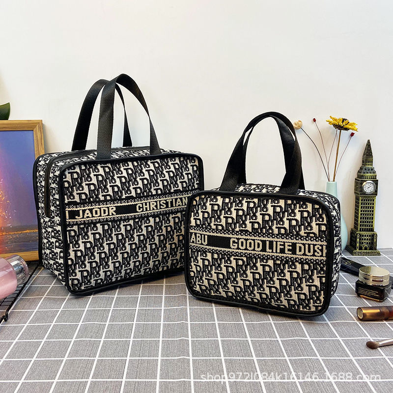 2025 Large-capacity and high-value makeup bag popular on Instagram Storage bag for women portable for going out and carrying by hand