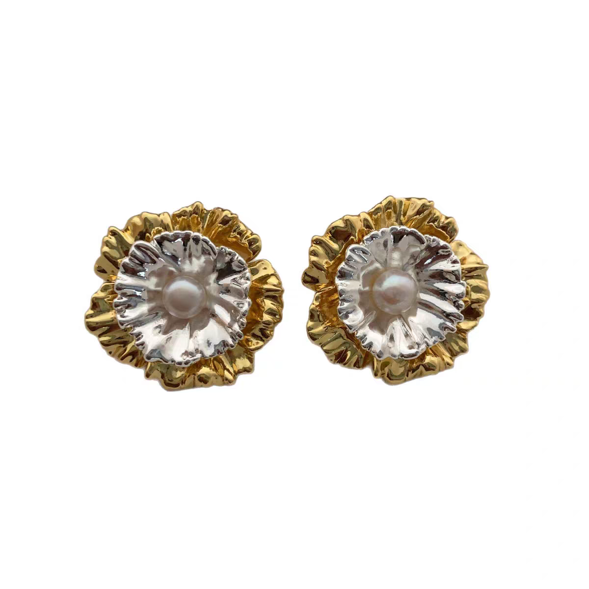 Ladies' earrings with gold and silver dual color electroplated exaggerated earrings
