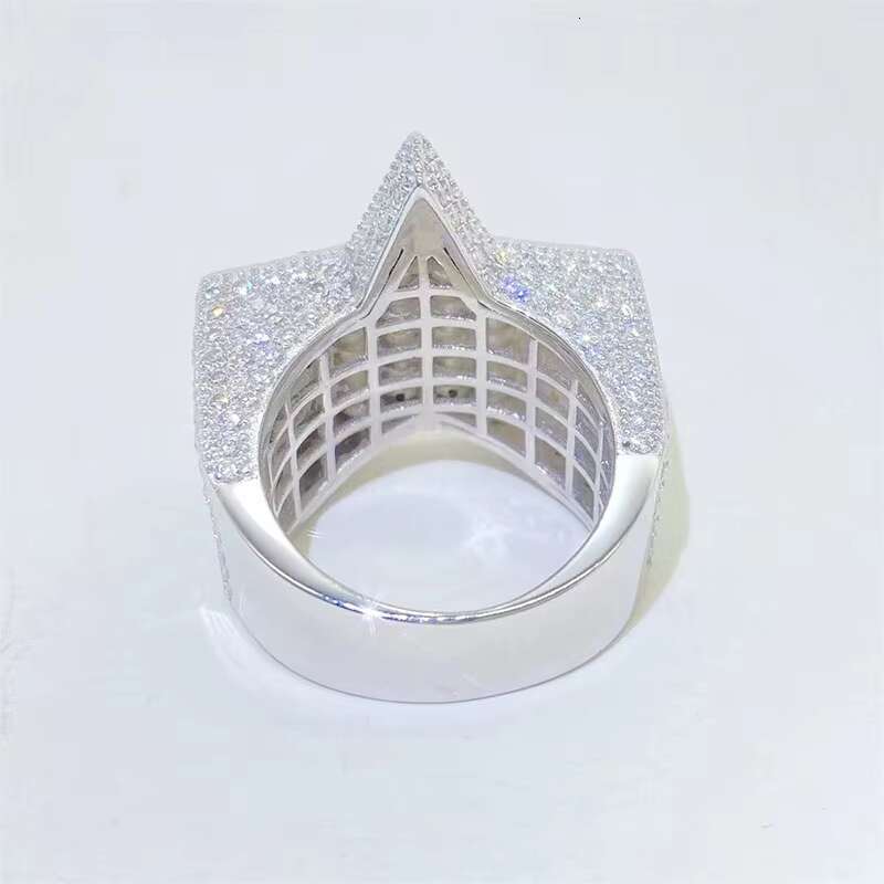Hip Hop European and American Mens and Womens Rings Ins Fashion Trend Diamond S925 Silver Inlaid Vvs Moissanite Ring