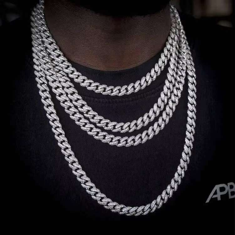 Customizable 14MM Cuban Link Chain Iced Out VVS Diamond 925 Silver Hiphop Moissanite Cuban Chain