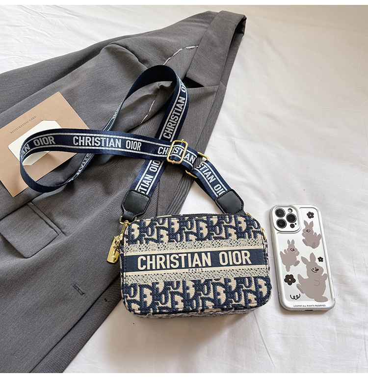 2025 New style printed letter genuine leather lightweight wallet for women long purse multi-card slot high-end bag