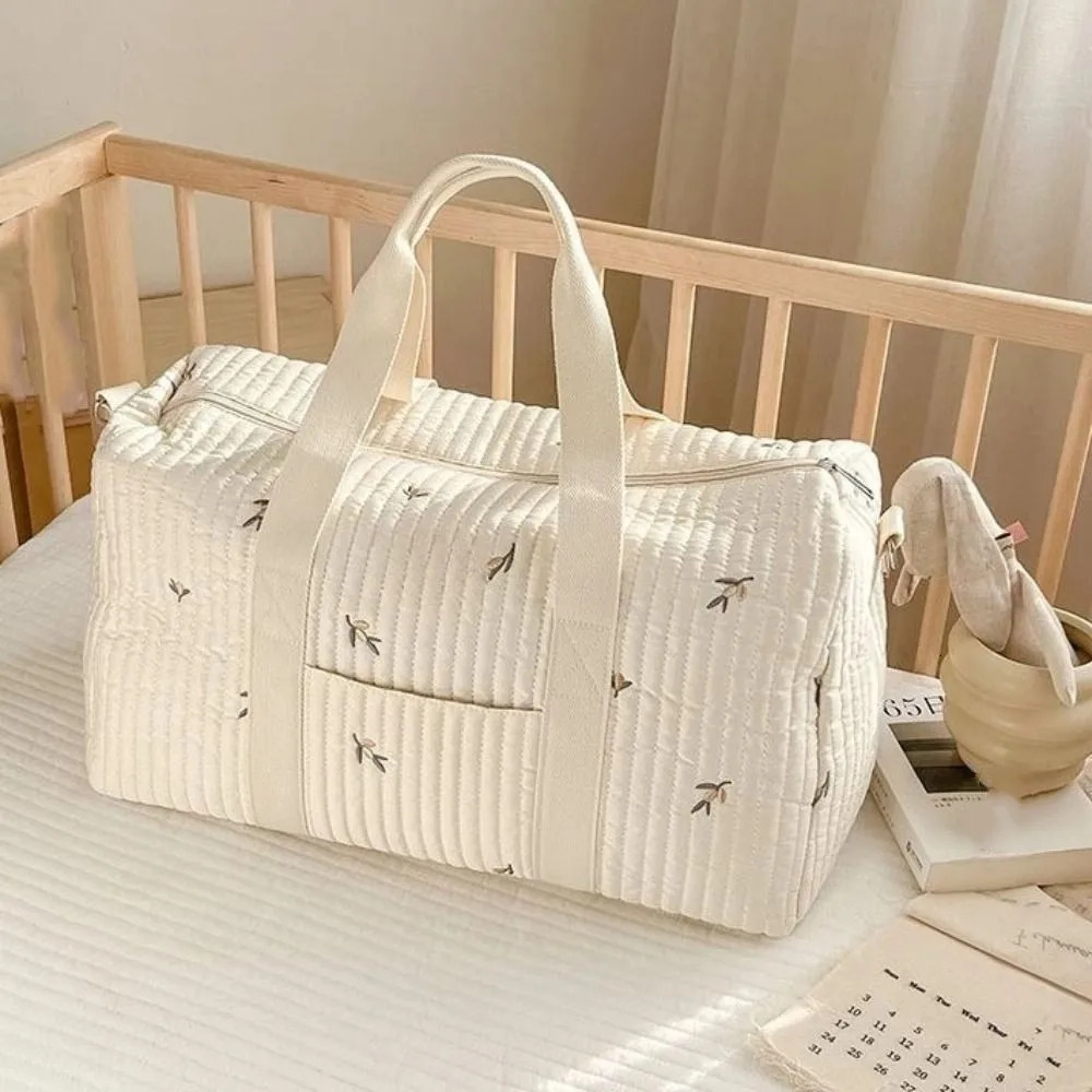 Large Capacity Travel Luggage Bag Foldable Cartoon Bear Handheld Duffle Bag Multi Functional Sweet Flower Cute Mommy Bag 251110