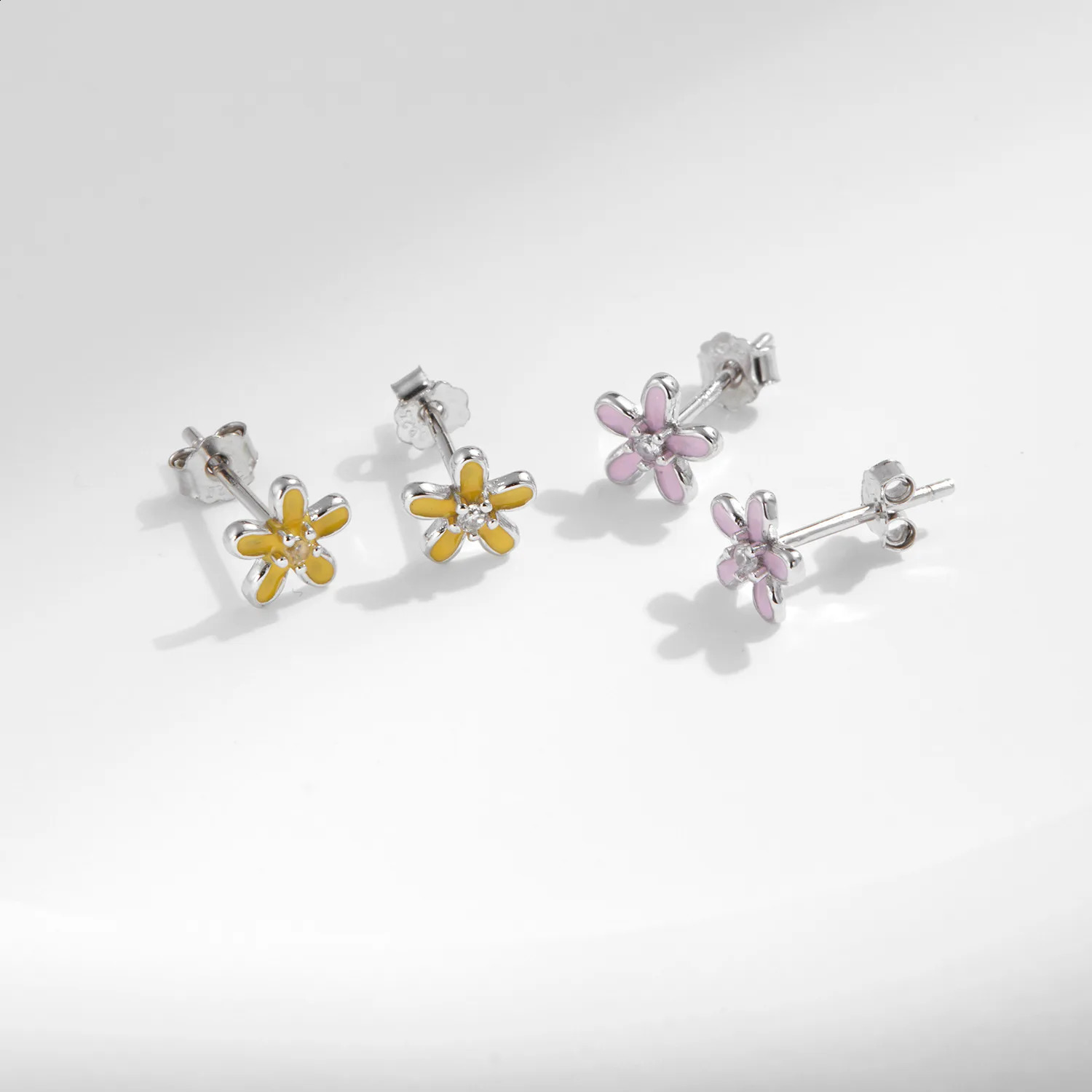 Dawns Jewel S925 Silver Gentle Womens Style Simple Single Water Diamond Earrings Forest Premium Womens Flower Earrings 250409