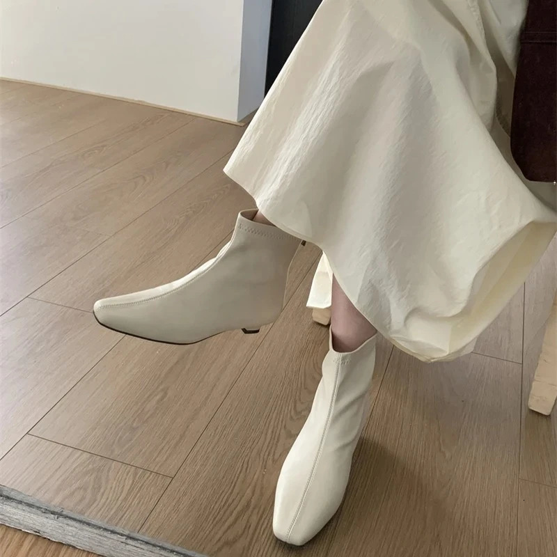 Autumn Soft Leather Women Slim Ankle Boots Elegant Low Heels Shoes Modern Short Botas Para Mujer 251110
