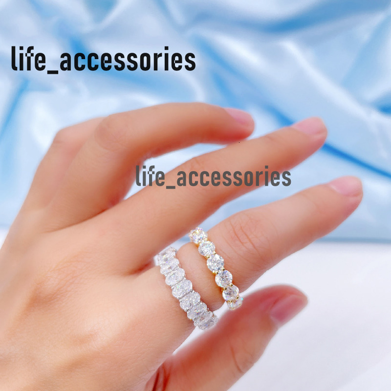 New Ins Ring S925 Silver Platinum-plated Round Moissanite Ring