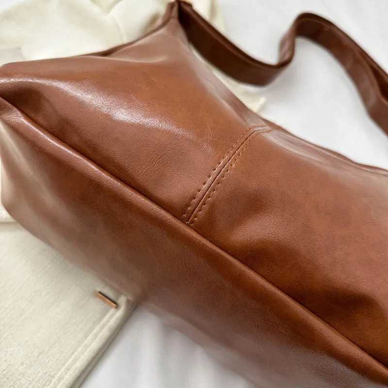 Large capacity dumpling bag women pu leather fashion shoulder bag high-end all ride commuter tote bagT251110