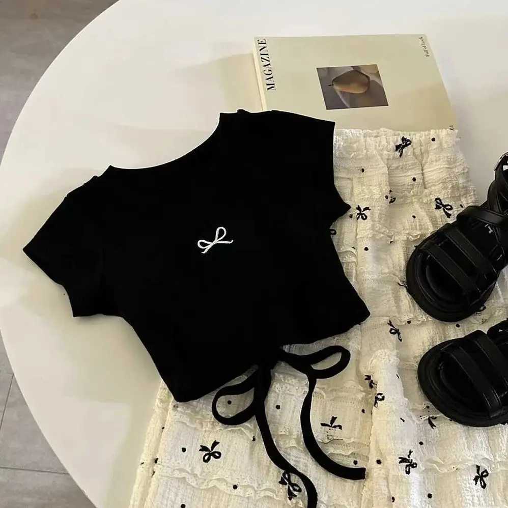 Childrens girl bow T-shirt+loose pants 2-piece summer childrens clothing set short sleeved backless T-shirt bow tie pants girl setXJ250410