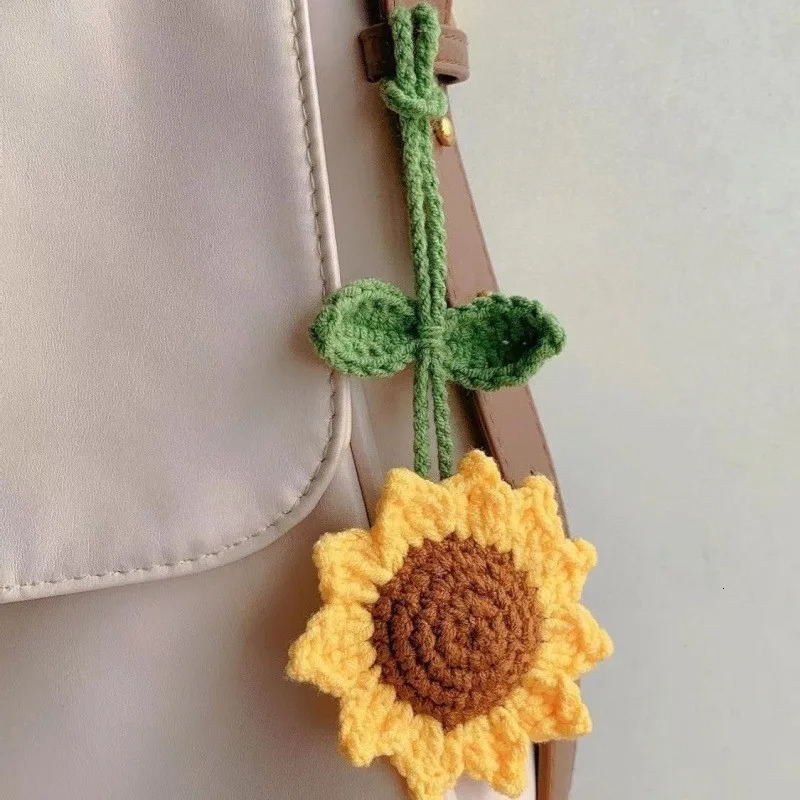 Women Pendant Pure Hand-woven Sunflower Bag Car Pendant Accessory Sunflower Crochet Solid Color Simple For Cute Funny Girls Gift 251110