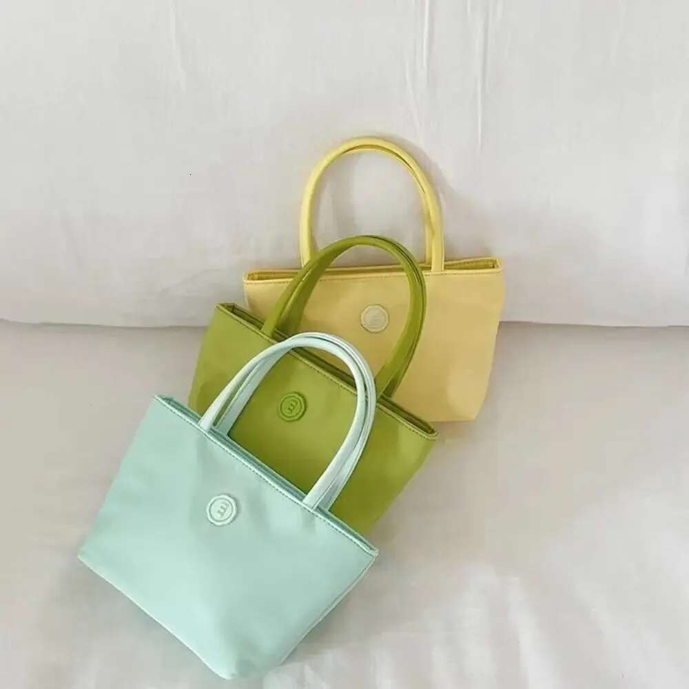 All-Match Shoulder High Quality Durable Light Weight Crossbody Advanced Sense Nylon Square Bag