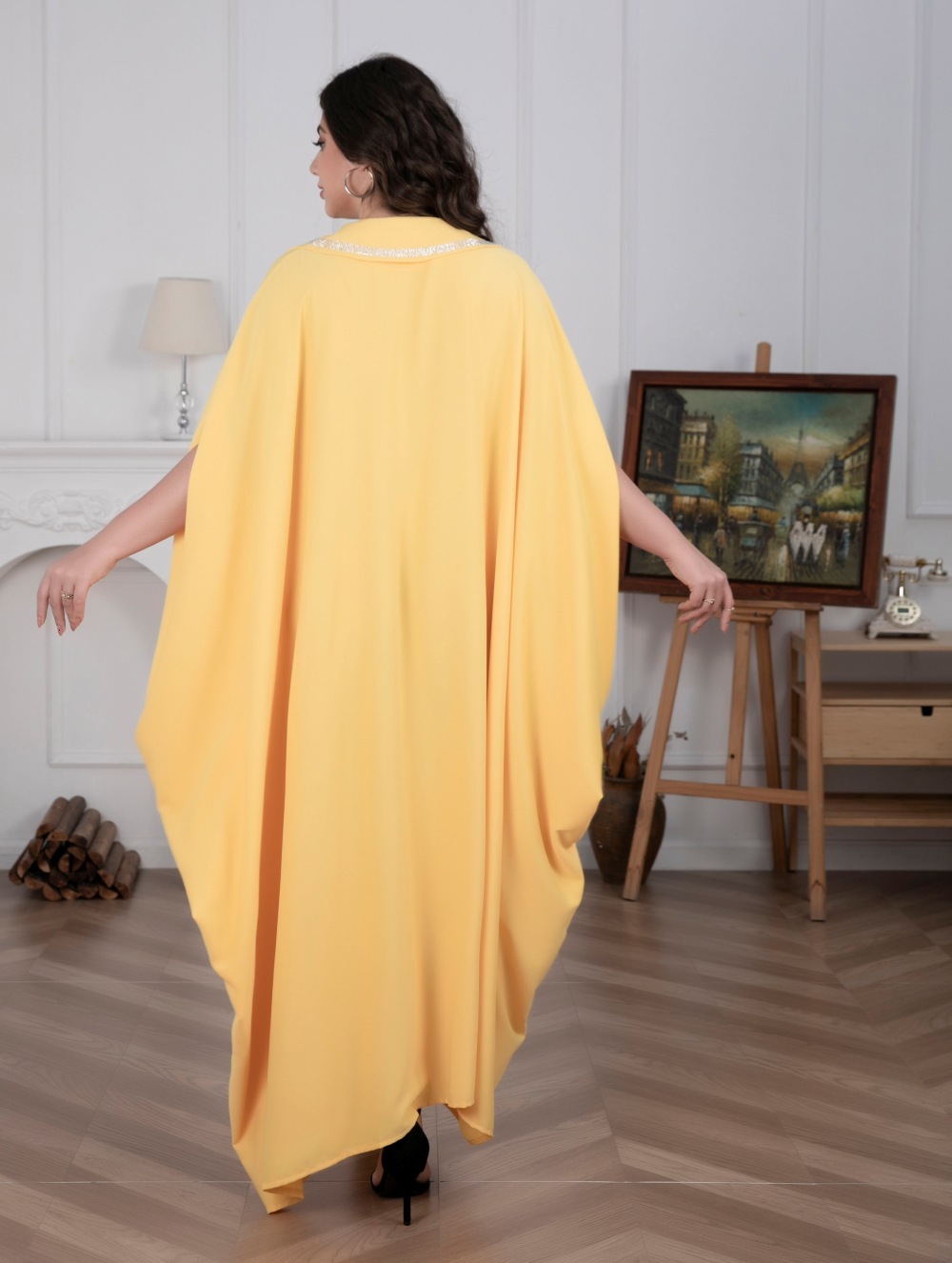 New plus size women's Muslim Dubai party robe with diamond studded bat sleeves dress