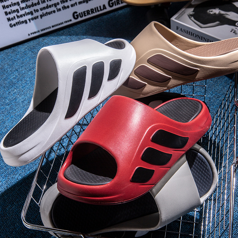 High quality fashion men's sports slippers summer wear 2025 new indoor home thick sole anti-slip wear-resistant sandals for women couples striped