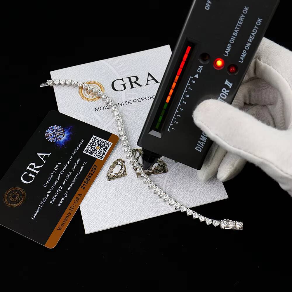 925 Silver Fine Jewelry Heart-Shaped DEF Shiny Moissanite Diamond Tennis Bracelet Classic Style Fashionable for Women