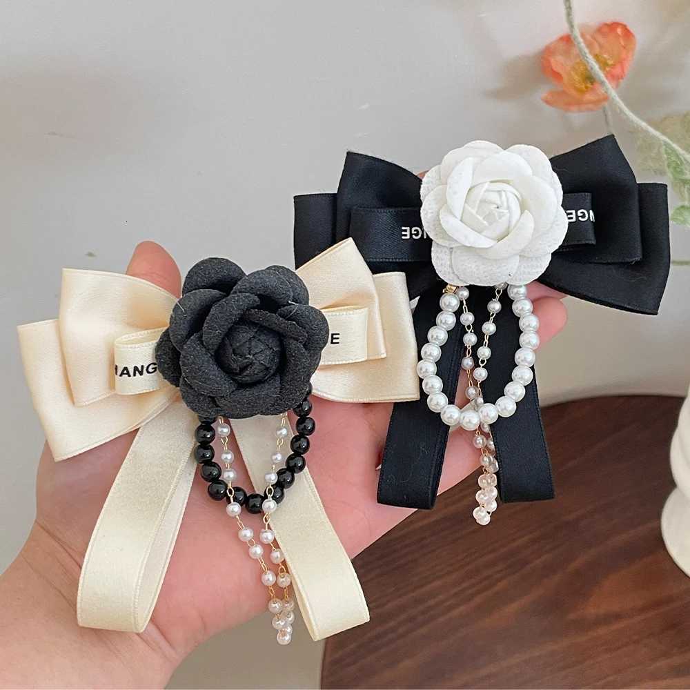 Luxury Luxurious Camellia Bow Pearl Chain Brooch Ladies Wedding Dress Decorations 2024 New Souvenir Gifts for Girls Y251111