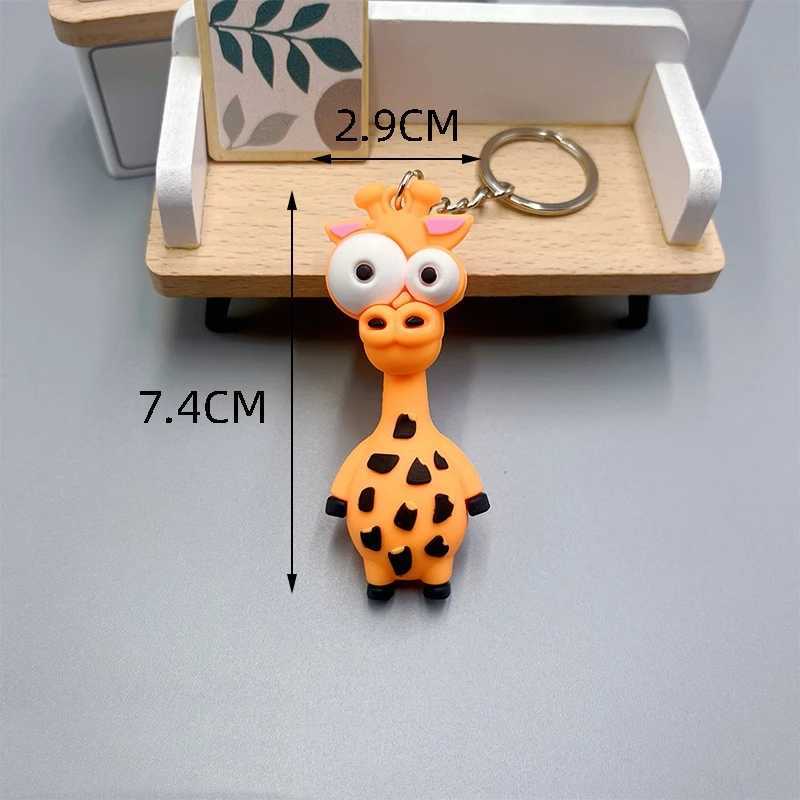 Cartoon animal keychain resin doll couple keychain mens and womens jewelry bag pendant childrens cute keychain wholesale W250411