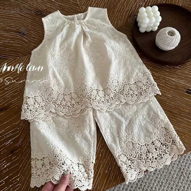 2024 new summer South Korean Slee 2-7Yrs baby girl clothing set sleeveless cotton embroidered vest+shorts baby girl clothing setXJ250410