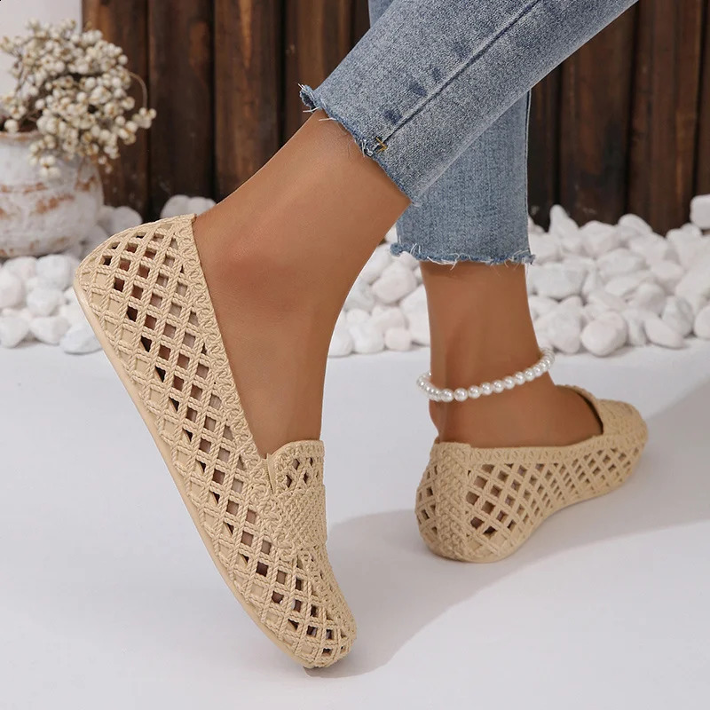 summer style fashionable and comfortable flat casual exterior anti slip fashionable shoes hats sandals 250430