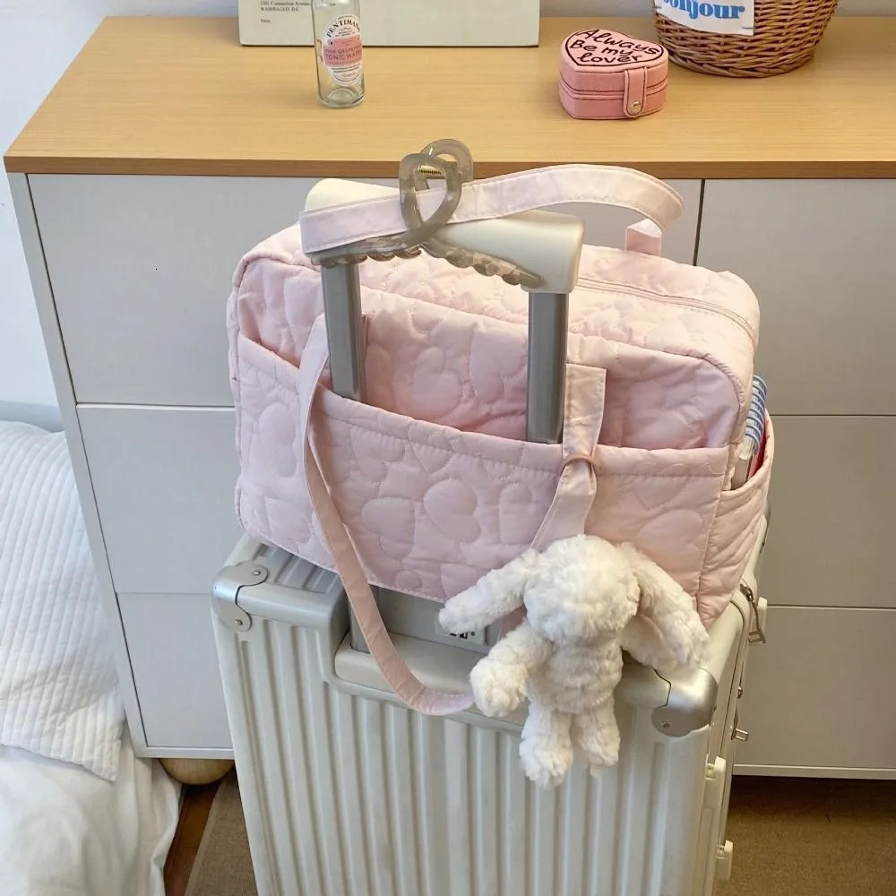 Casual Underarm Bag Travel Luggage Bag Korean Style Solid Color Mommy Bag Tote Bag Heart Travel Storage Bag Women 251110