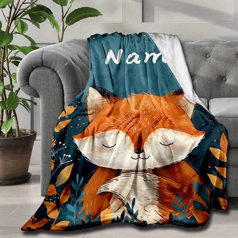 Personzed fox pattern flannel blanket is soft warm and comfortable making it the perfect gift for birthdays C251111