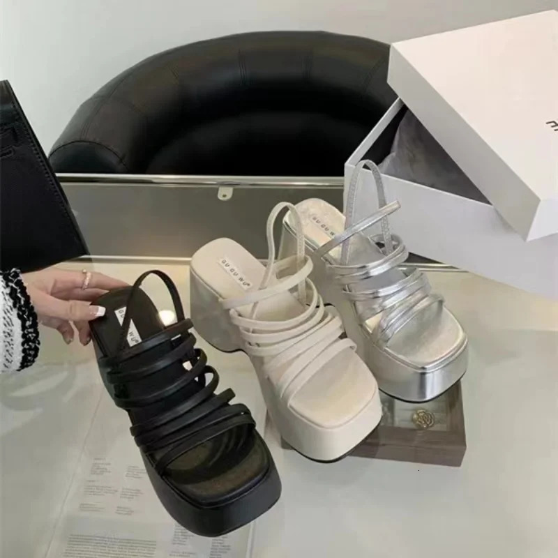 Beach Fashion Water proof Roman Sandals Womens Chunky Heels Fashion High Heeled Slippers Slope heel Casual Sandalias 251110