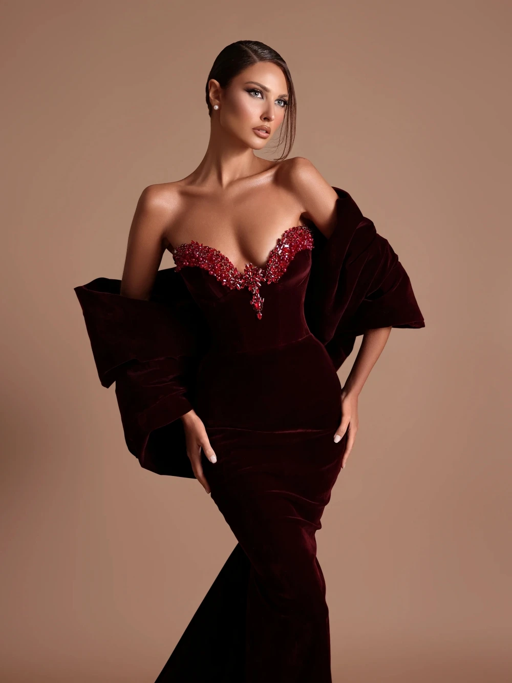 Vintage Mermaid Evening Dresses Crystal Strapless Prom Gowns Velvet Customized Slim Sweep Backless Train Formal Occasion Party Dress Vestidos de noche
