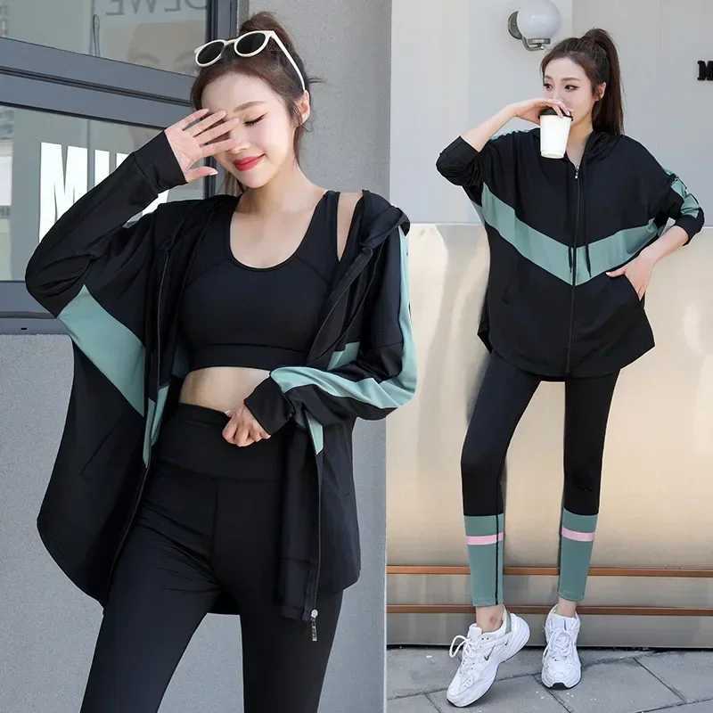 Jacket sports bra leg set womens track and field clothes training and exercise gym push ups yoga sportswearW250411