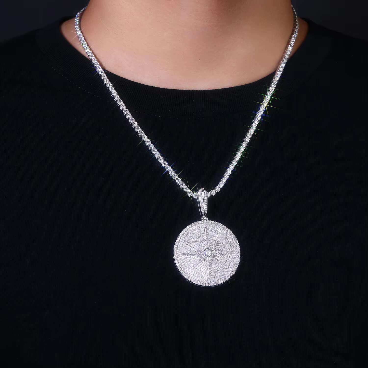 Custom Hip Hop Moissanite Pendant Necklace 925 Sterling Silver 18K Gold Plated Sparkling Cuban Link Design Big Round Pendant