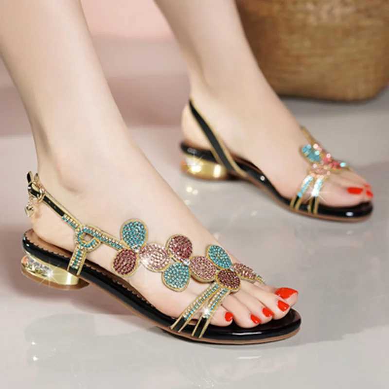 Elegant temperature comfortable sandals for womens new Diamd inlaid Fi summer casual outdoor hot beach shoes 2025 gift 3XJ250410