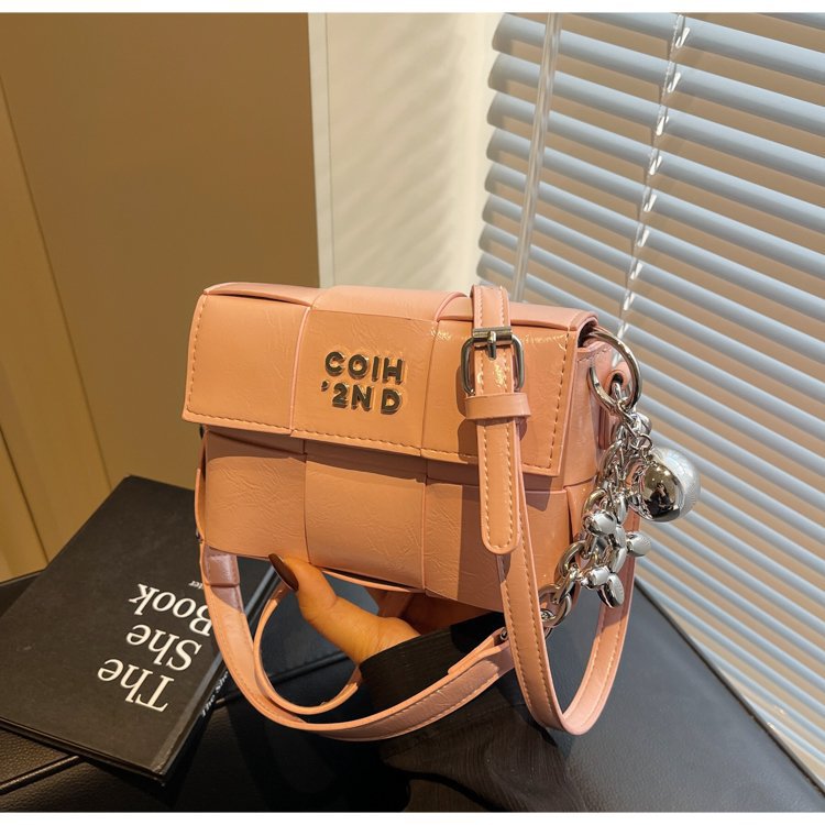 Vintage new style niche high-value small square bag woven fashion small bag single-shoulder versatile crossbody bag