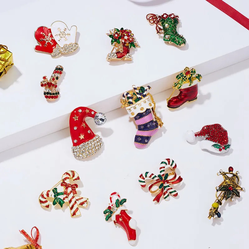 Year Christmas Brooch For Women Fashion Snowman Santa Claus Tree Deer Bell Hat Enamel Cute Jewelry Kids Gifts 251103