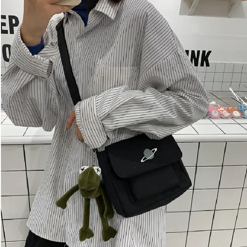 Casual Collage Student Messenger Bag Women Small Canvas Shoulder For Print Crossbody Bags Bolsas Sac 251110