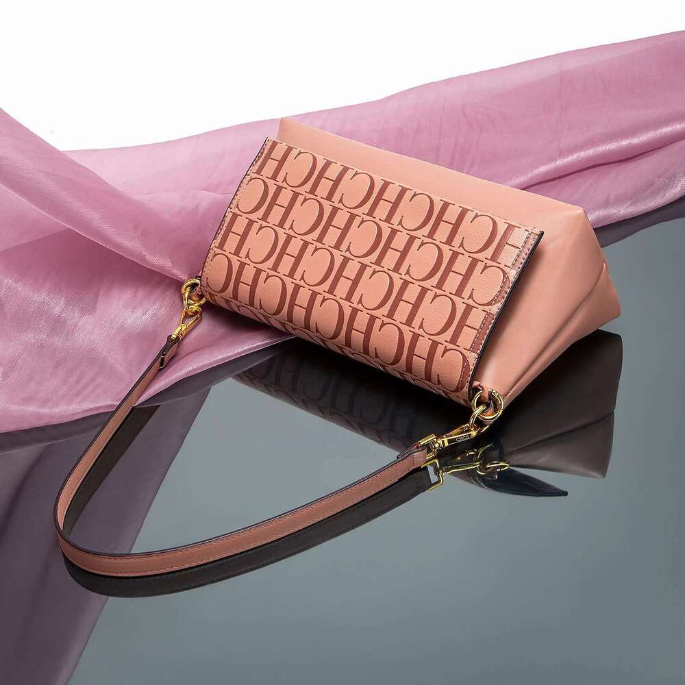 CH Simple Versatile Fashion Senior Ladies Shoulder Bag Design Sense Of Quality Brand Women's Bags Letter Printing