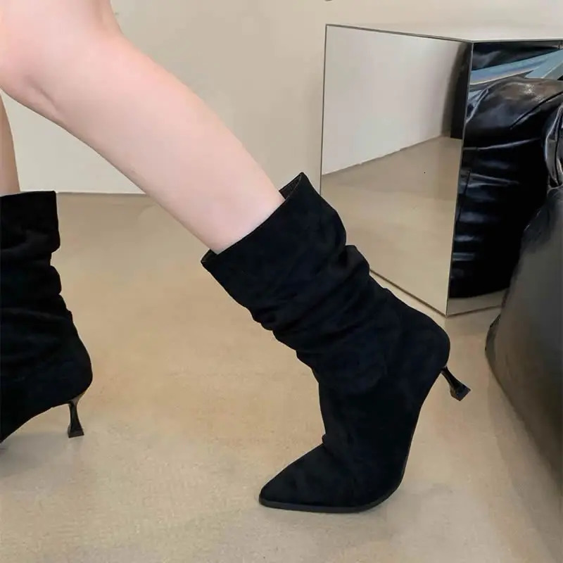 Women Suede Pointed Toe Mid Heels Women Chelsea Boots Mid-calf Retro Shoes Winter Shoes er Goth Chaussures Mujer 251110