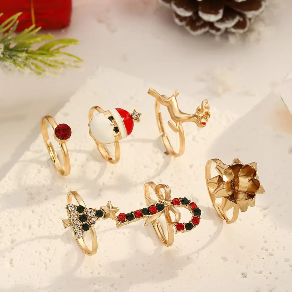 6 PCS Set Christmas Tree Santa Deer Ring For Women Crystal Stone Metal Candy Snowflake Girls Open Finger Gift Jewelry 251103