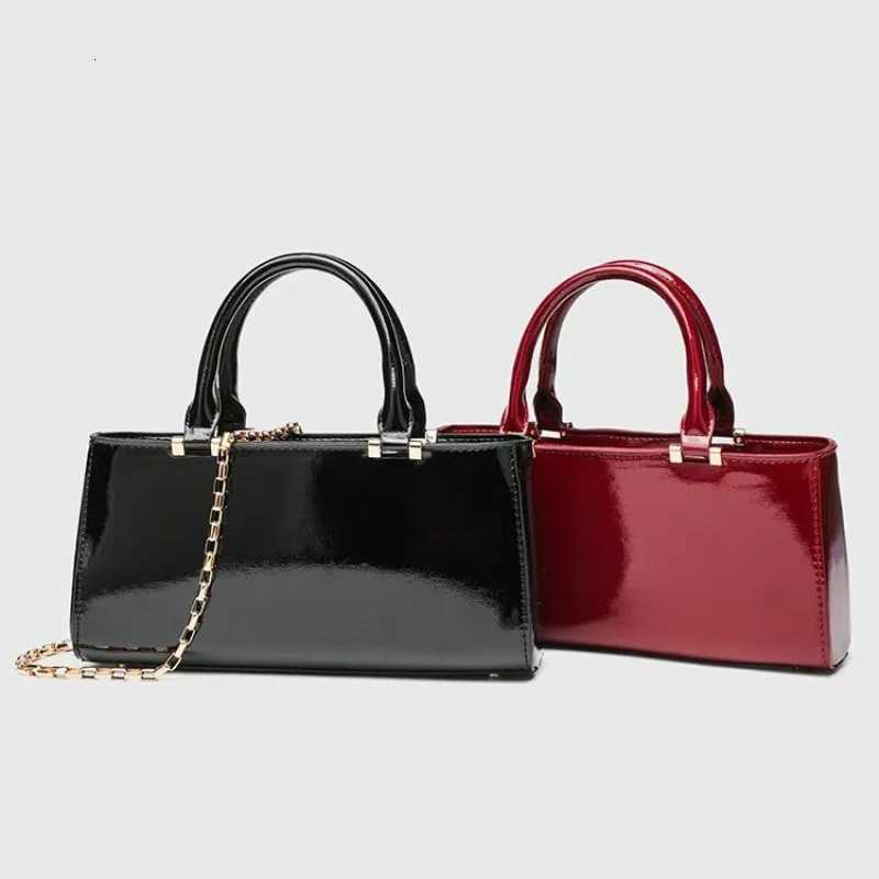 Fashion PU Solid Color Womens Shoulder Bag 2025 Valentines Day New Square Bag Hot Selling Casual Classic Crossbody BagT251110