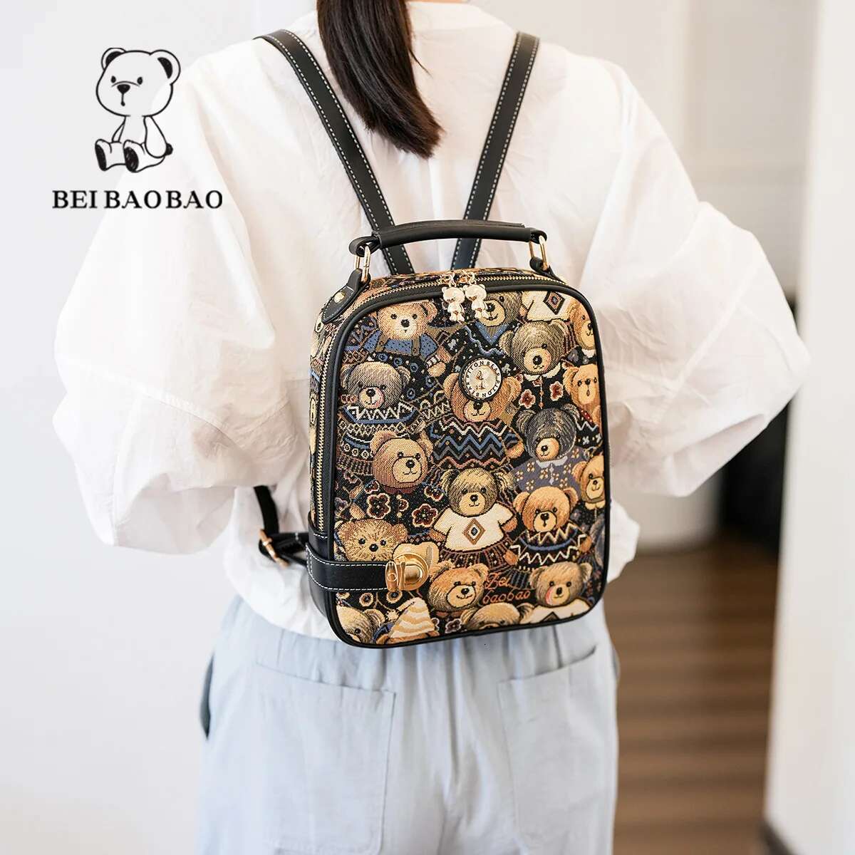 2025 New Leisure Design Tourism Outdoor Large Capacity Fashion Cartoon Backpack Trendy Shoulder Bag Fashion Backpack4