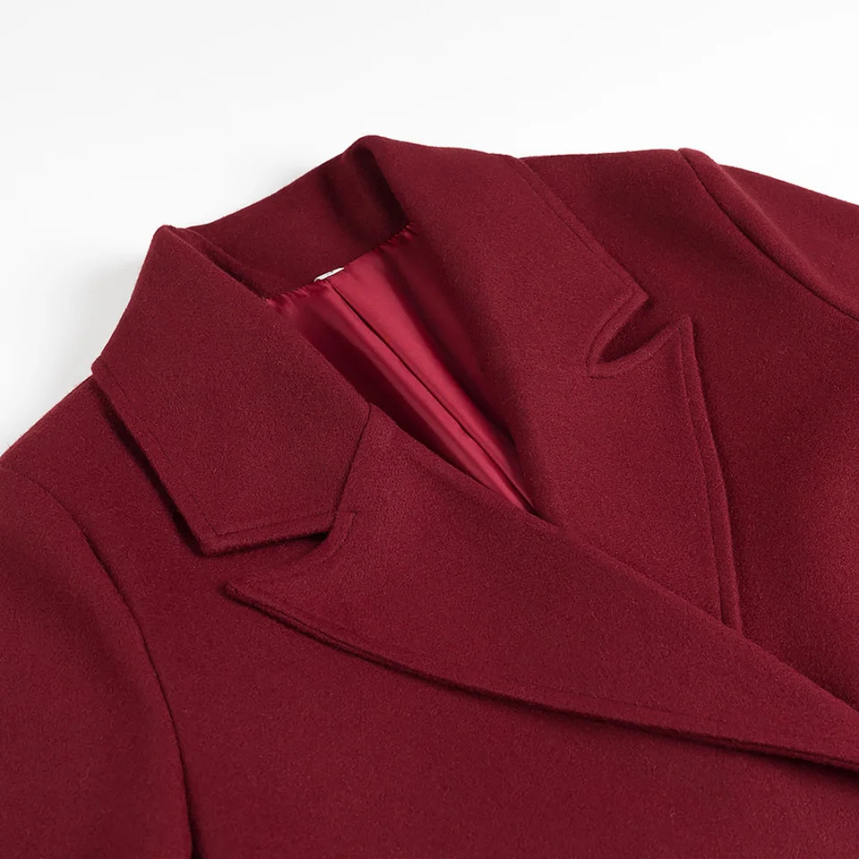 Womens loose fitting coat with collar long sleeves pockets buttons autumn and winter style temperament woolen coa 251104