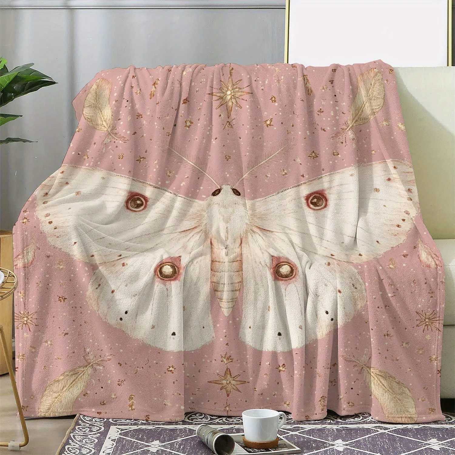 1pc Sdoo Vintage Flannel Blanket - Pink Artistic Moth Star Print Soft Warm All-Season Throw for Sofa Bed Car Camping Office C251111