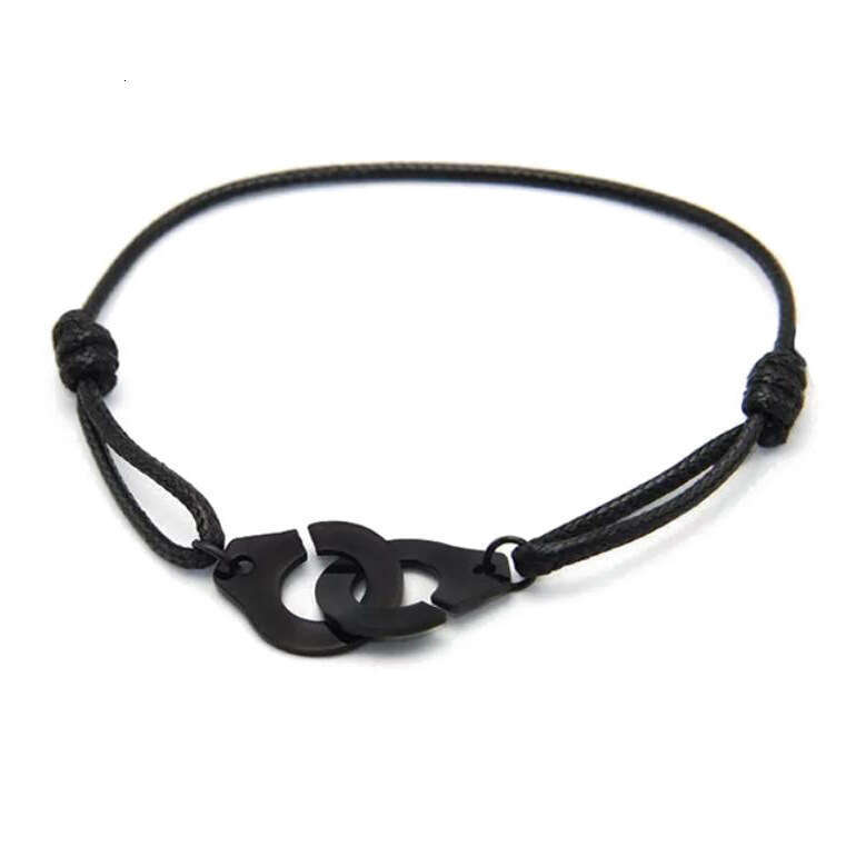 Classic handmade woven titanium steel handcuffs, couple leather bracelets, multiple color matching accessories in Yiwu