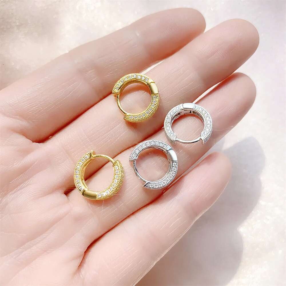 Full Moissanite Diamond Womens Earrings New Round Micro-Inlaid Earrings Hip Hop Simple Top Quality Earrings for Women Men
