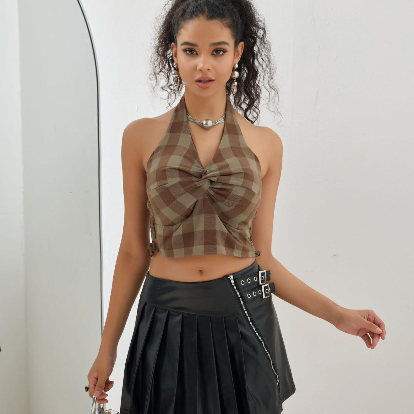 American style spicy girl hanging neck plaid twisted small vest women's summer design sense niche sleeveless sexy backless top