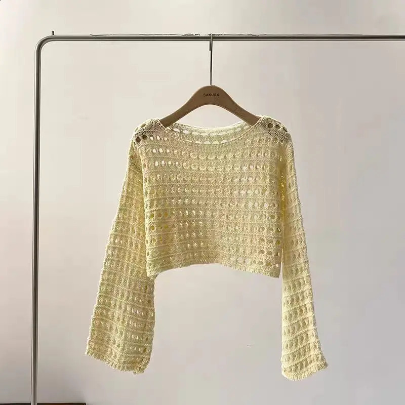 Long sleeved crocheted knitted top summer beach bikini cover crop flower wool shirt womens vacation bohemian set 250407