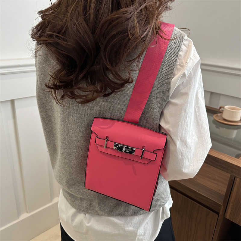 Fashionable hand-held Kelly vertical for women winter new item light luxury western-style shoulder high-end crossbody bag bigclothfgg22